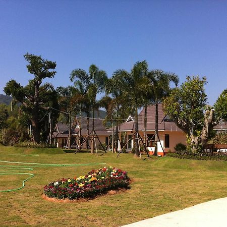 Phutien Resort Chiang Rai Exterior foto