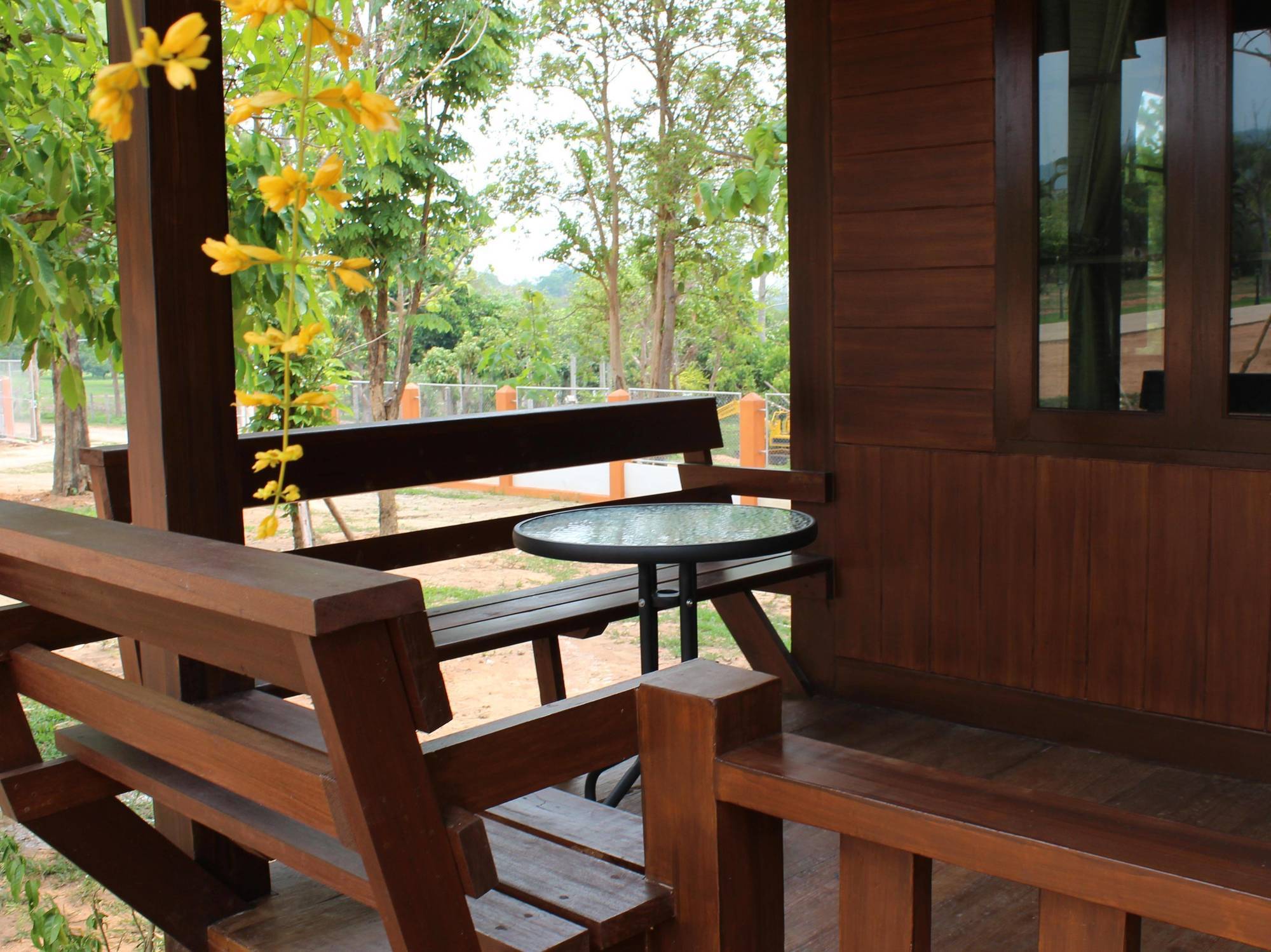 Phutien Resort Chiang Rai Exterior foto
